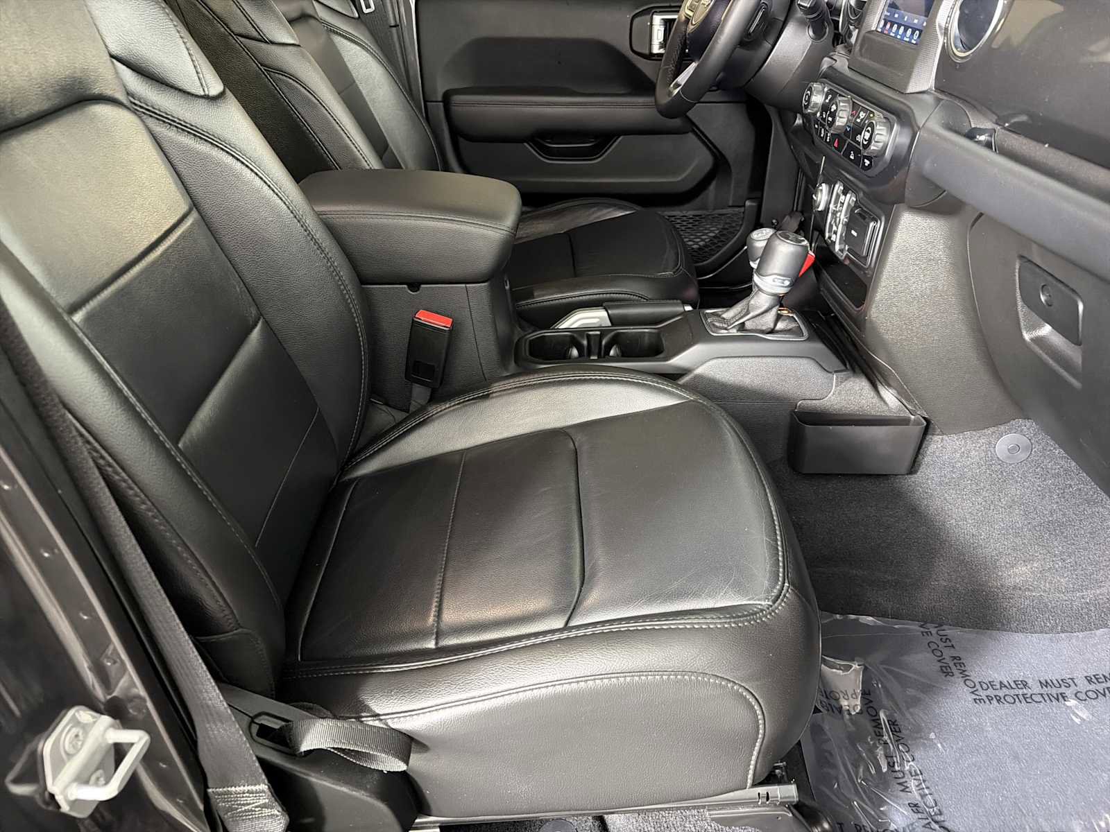 Used 2021 Jeep Wrangler Unlimited Sahara image 12