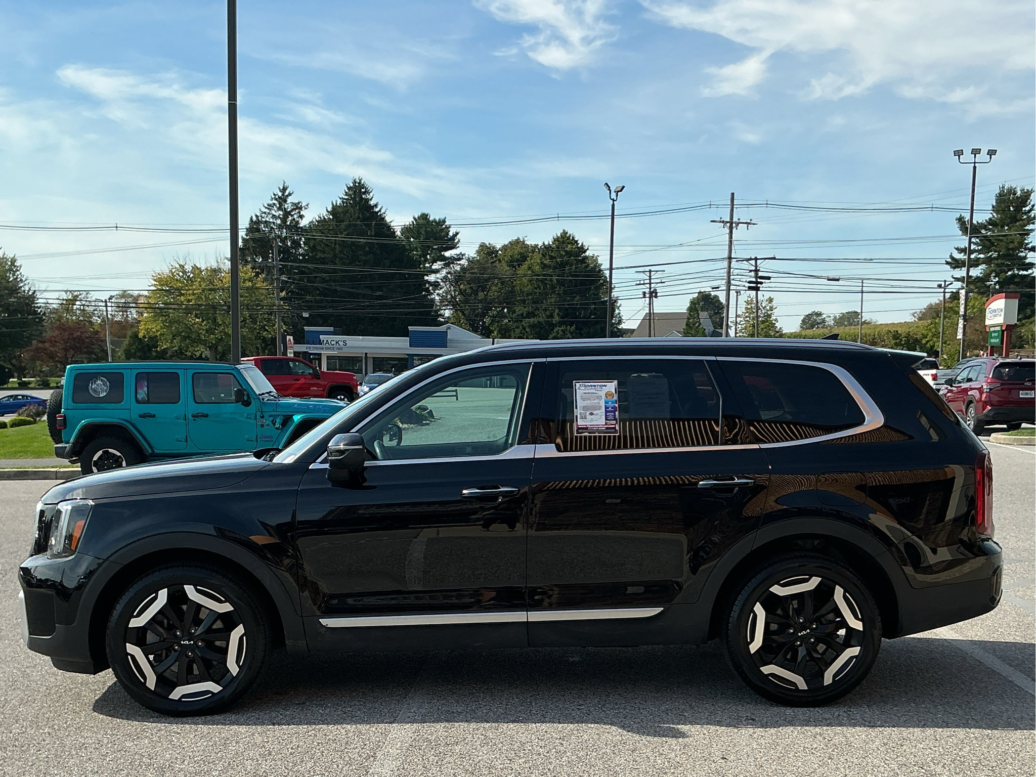 Used 2024 Kia Telluride S AWD/4WD image 7