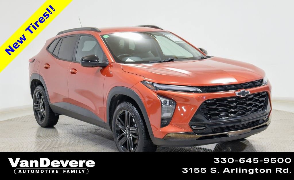 Used 2024 Chevrolet Trax ACTIV w/ Driver Confidence Package image 1