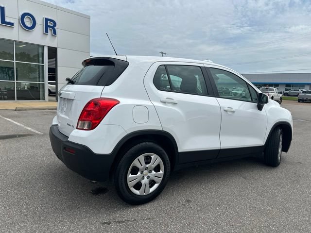 Used 2015 Chevrolet Trax LS FWD image 17