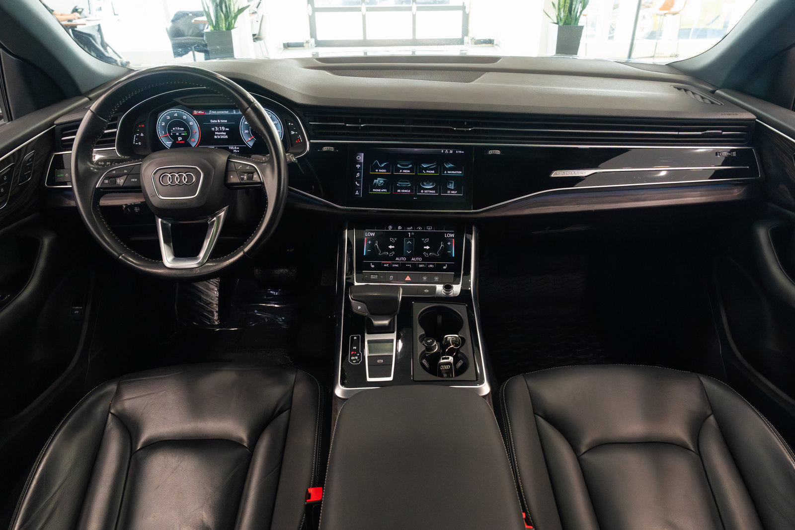 Used 2019 Audi Q8 Premium w/ Convenience Package AWD/4WD image 9