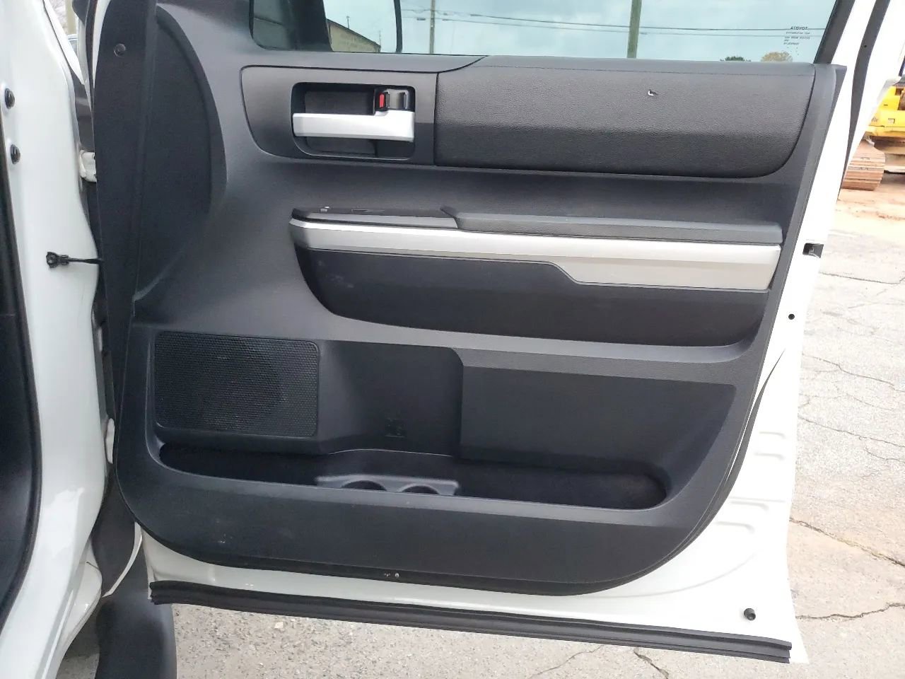 Used 2016 Toyota Tundra SR5 RWD image 33