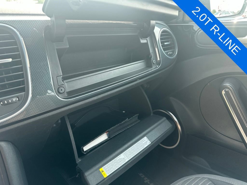 Used 2014 Volkswagen Beetle R-Line FWD image 27