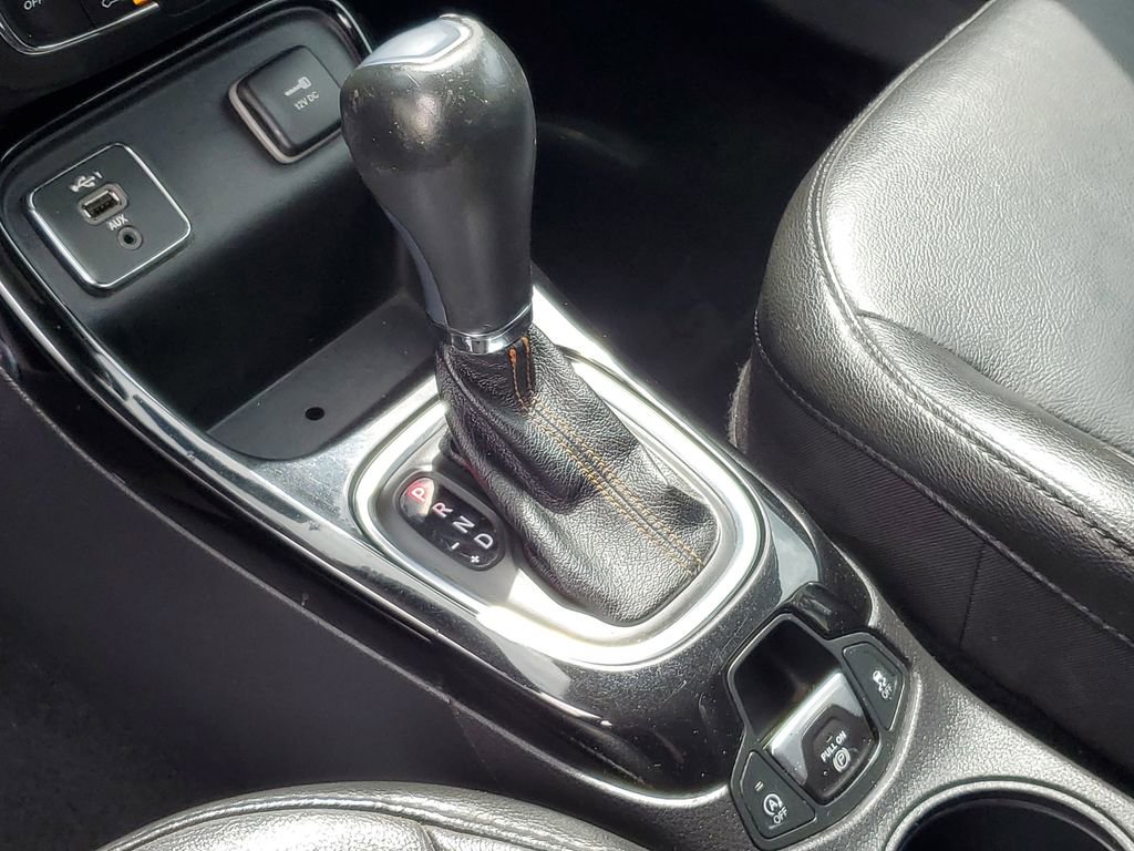 Used 2021 Jeep Compass Limited FWD image 22