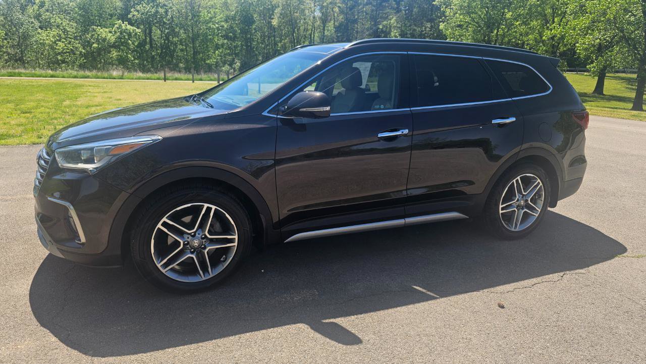 Used 2019 Hyundai Santa Fe XL AWD/4WD image 11