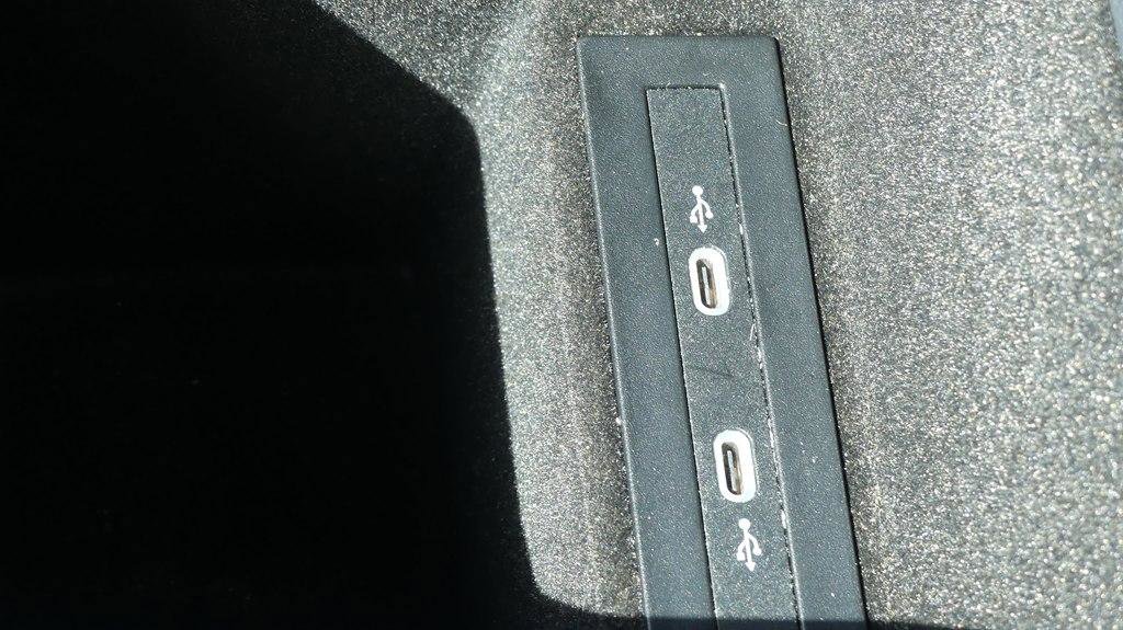 Used 2021 Volkswagen Arteon SE FWD image 32