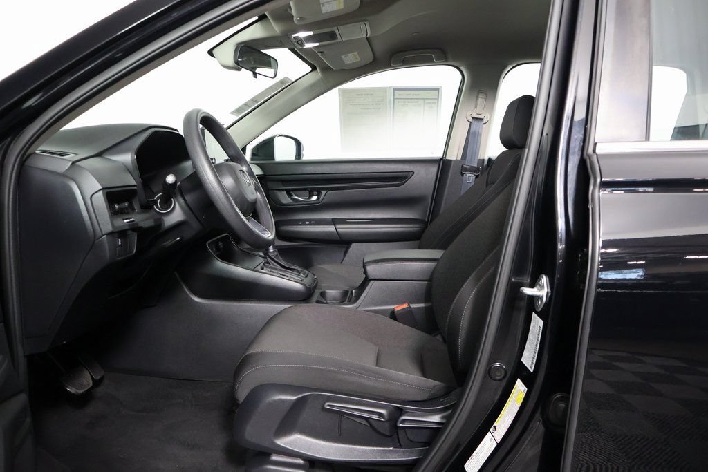 Used 2023 Honda CR-V LX image 10