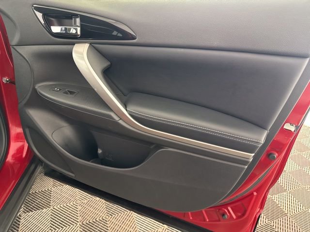 Used 2025 Mitsubishi Eclipse Cross SE image 30