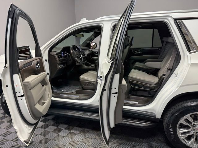 Used 2021 GMC Yukon SLT w/ SLT Premium Package image 13