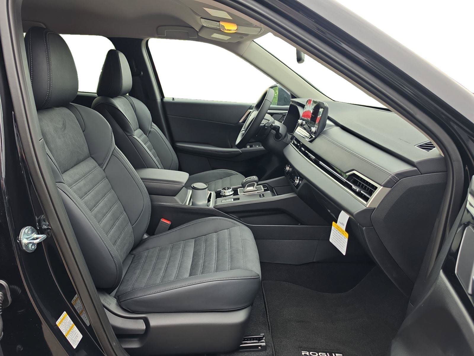 New 2026 Nissan Rogue SL AWD/4WD image 15