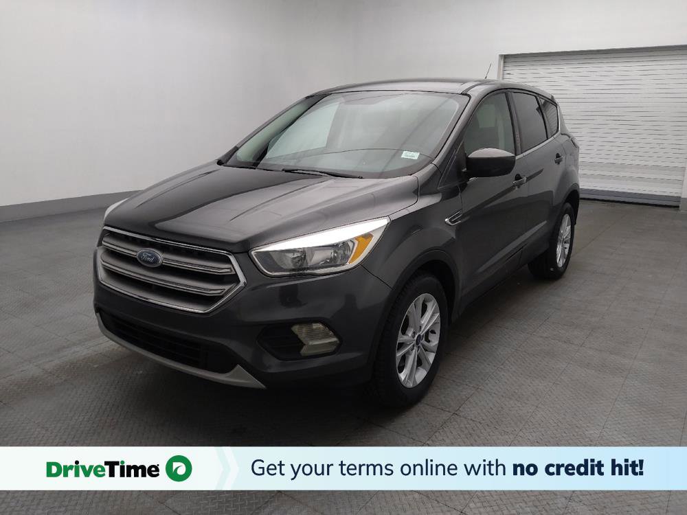 Used 2017 Ford Escape SE FWD image 1