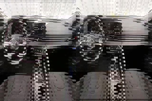 Certified 2023 Hyundai Elantra SEL image 14