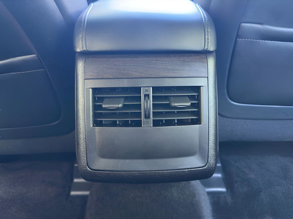 Used 2016 Toyota Avalon XLE image 37