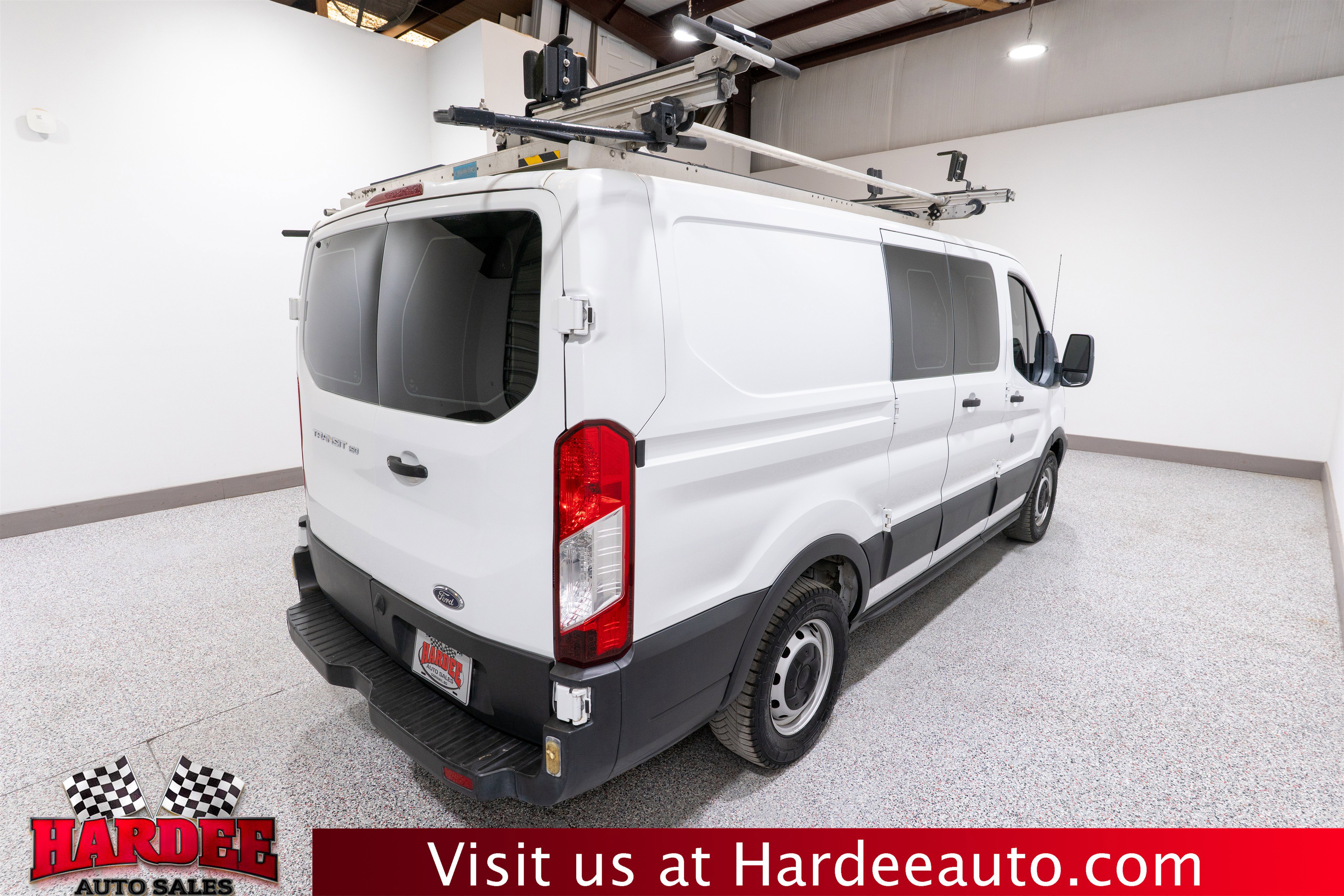 Used 2019 Ford Transit 150 130 Low Roof RWD image 5