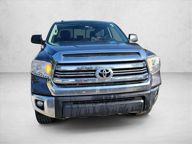 Used 2017 Toyota Tundra SR5 RWD image 2