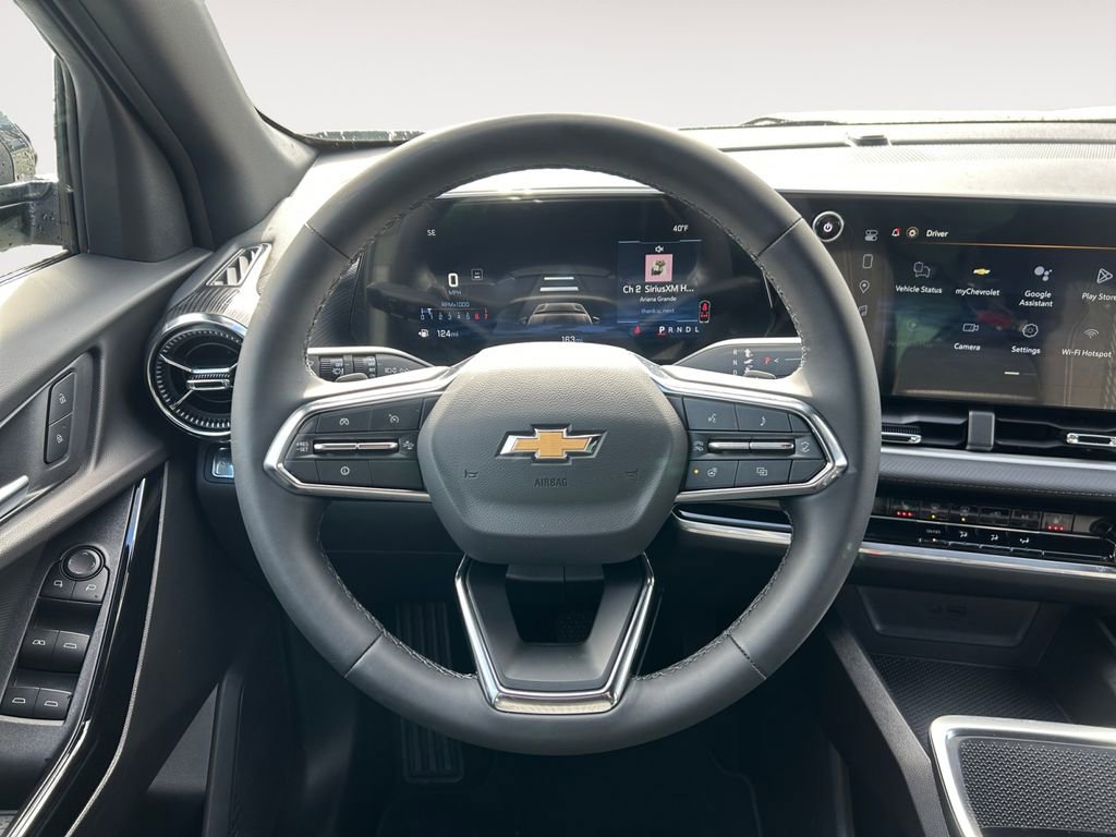 Used 2026 Chevrolet Equinox LT FWD image 15