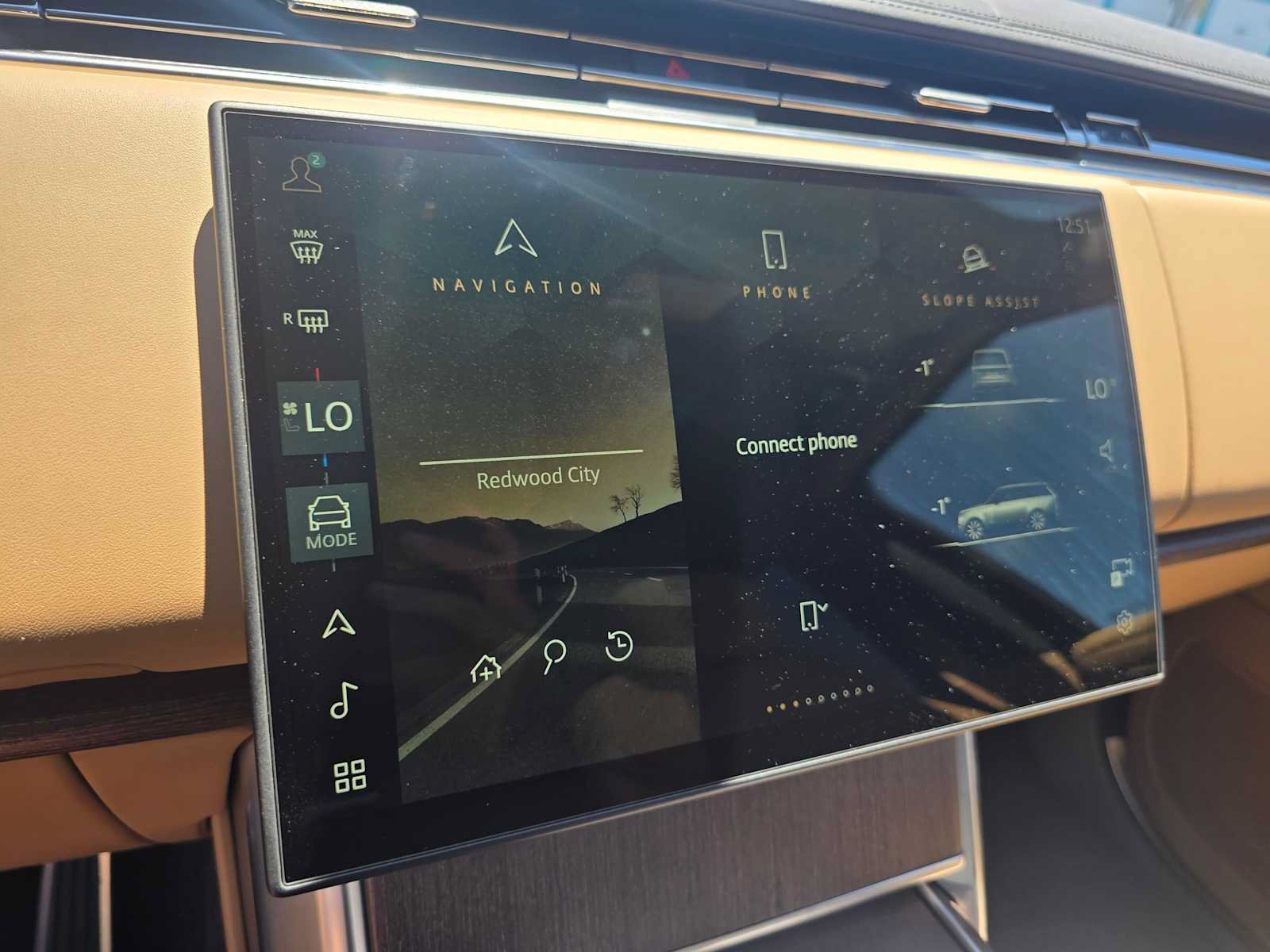 Used 2025 Land Rover Range Rover SE AWD/4WD image 28
