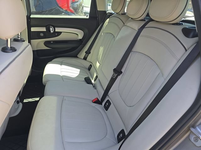 Used 2018 MINI Cooper Clubman S w/ Cold Weather Package FWD image 7