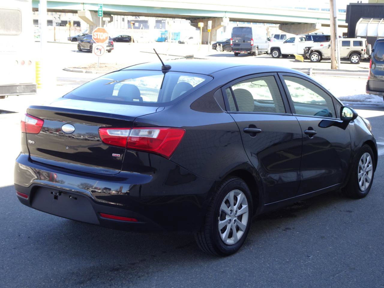 Used 2013 Kia Rio LX w/ PWR Pkg image 7