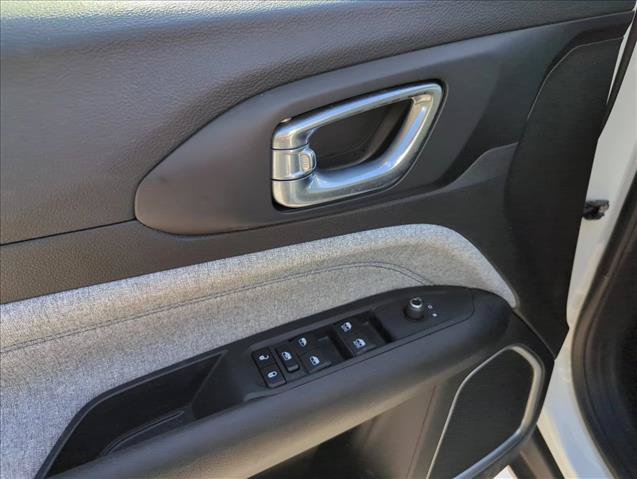 Used 2024 Jeep Compass Sport AWD/4WD image 10
