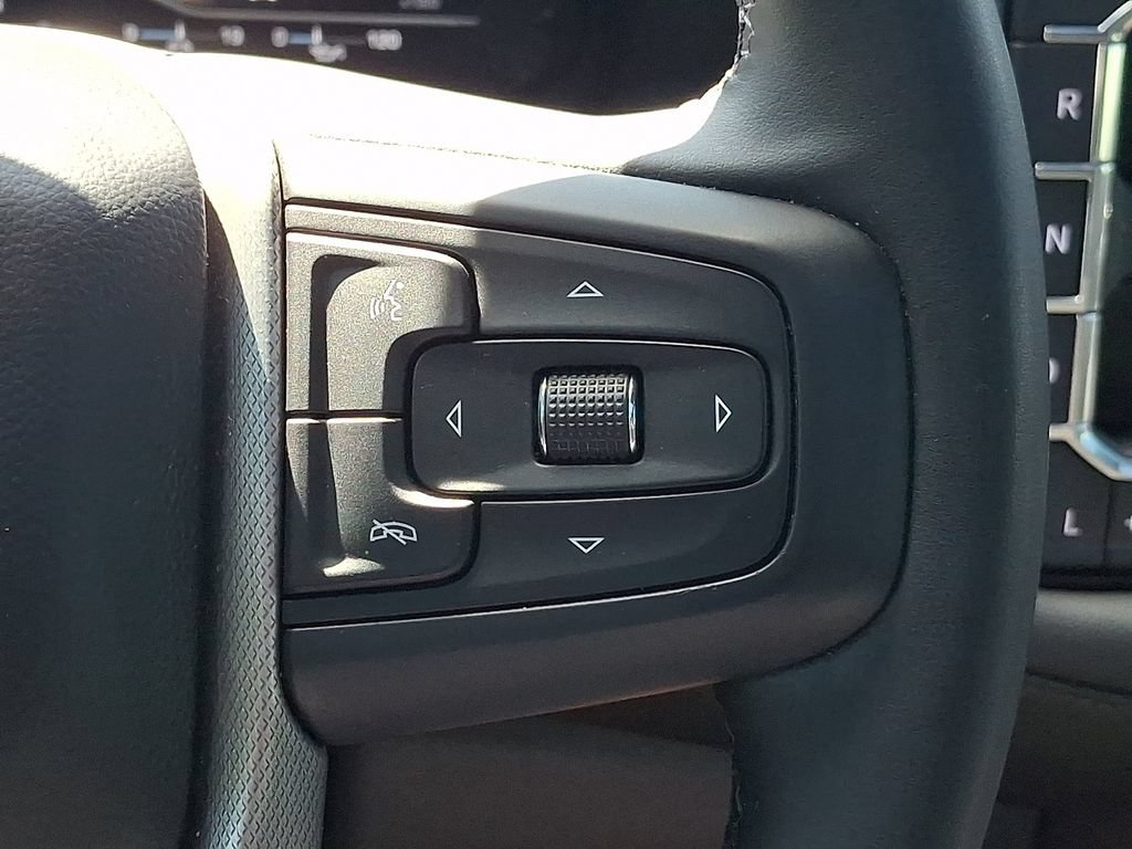 Used 2024 GMC Yukon Denali AWD/4WD image 24