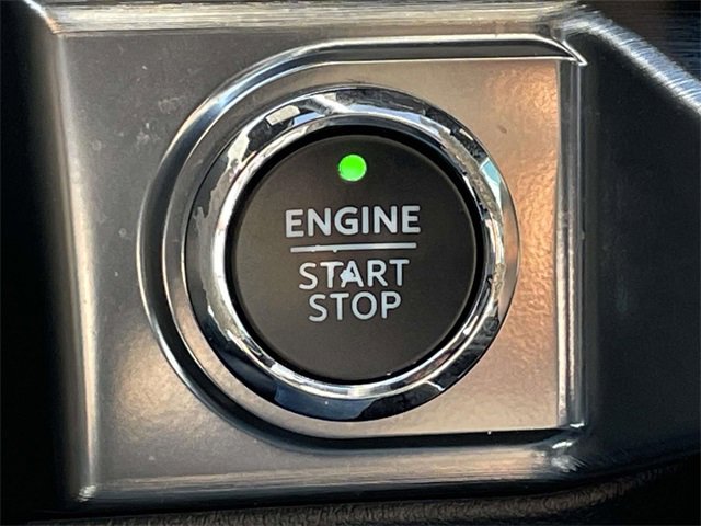 Used 2022 Ford F150 Lariat w/ Equipment Group 502A High image 24