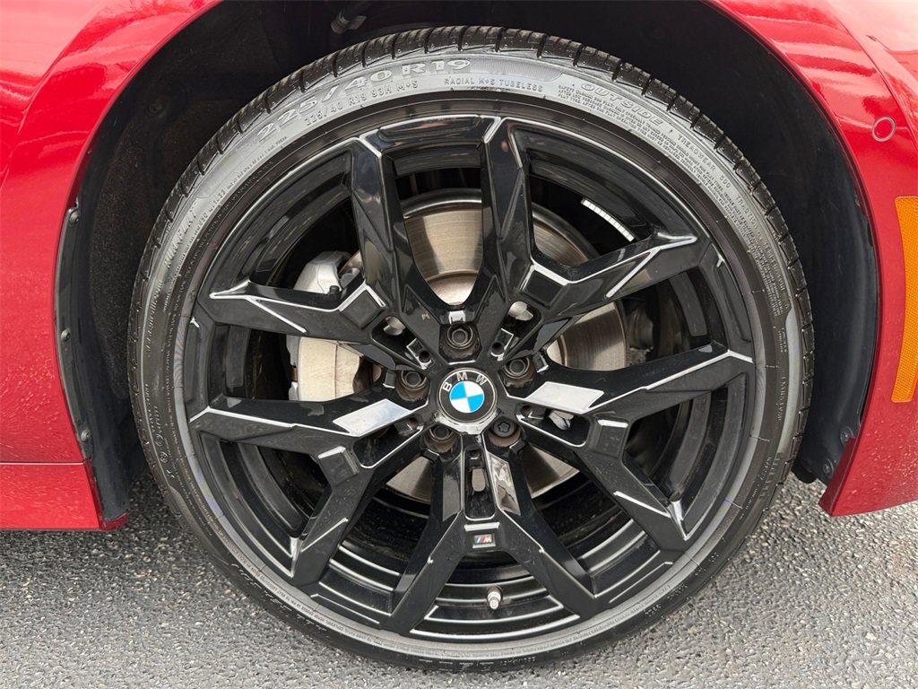 Certified 2025 BMW 330i xDrive Sedan w/ M Sport Package image 18