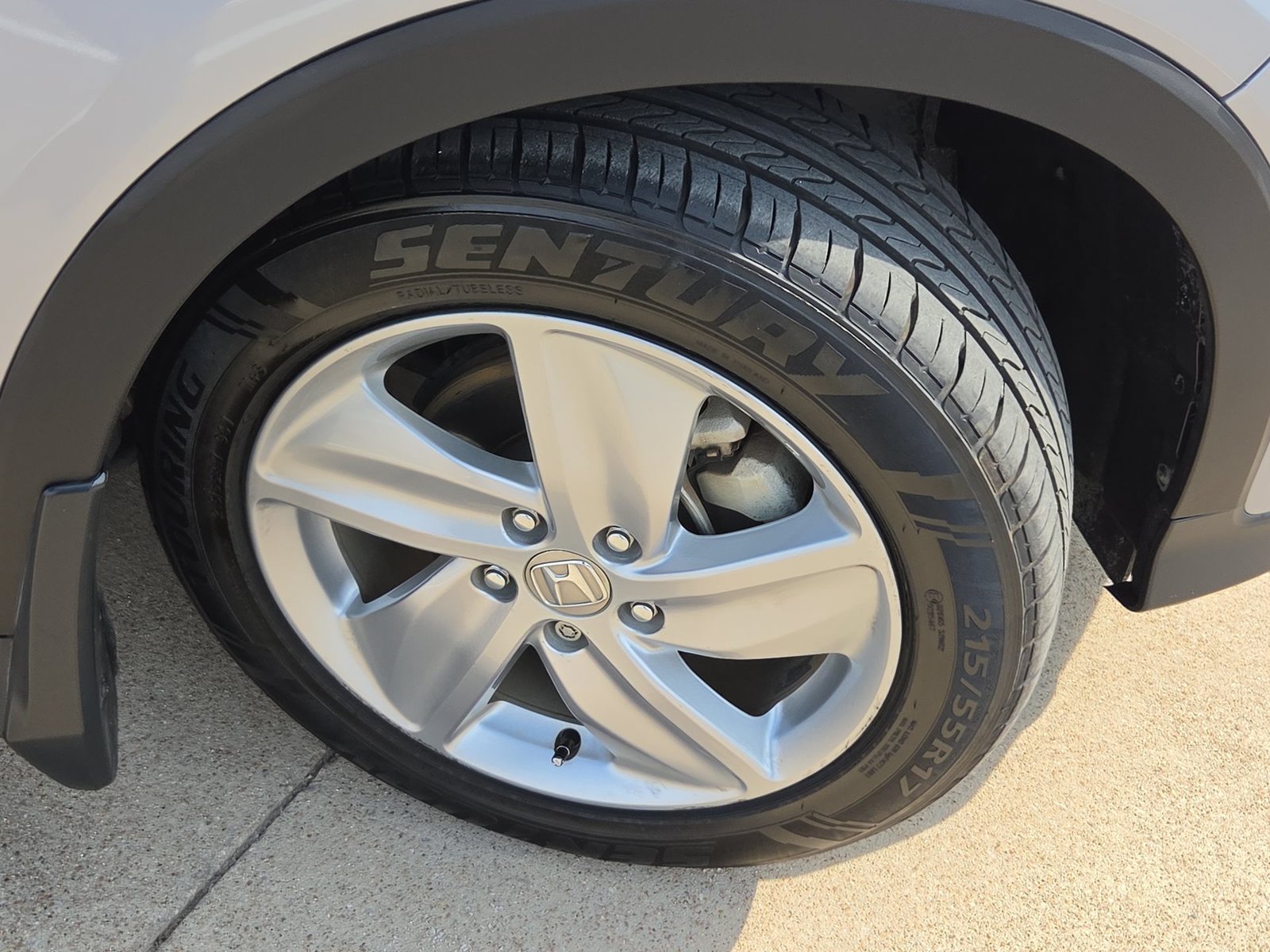 Used 2019 Honda HR-V EX image 32