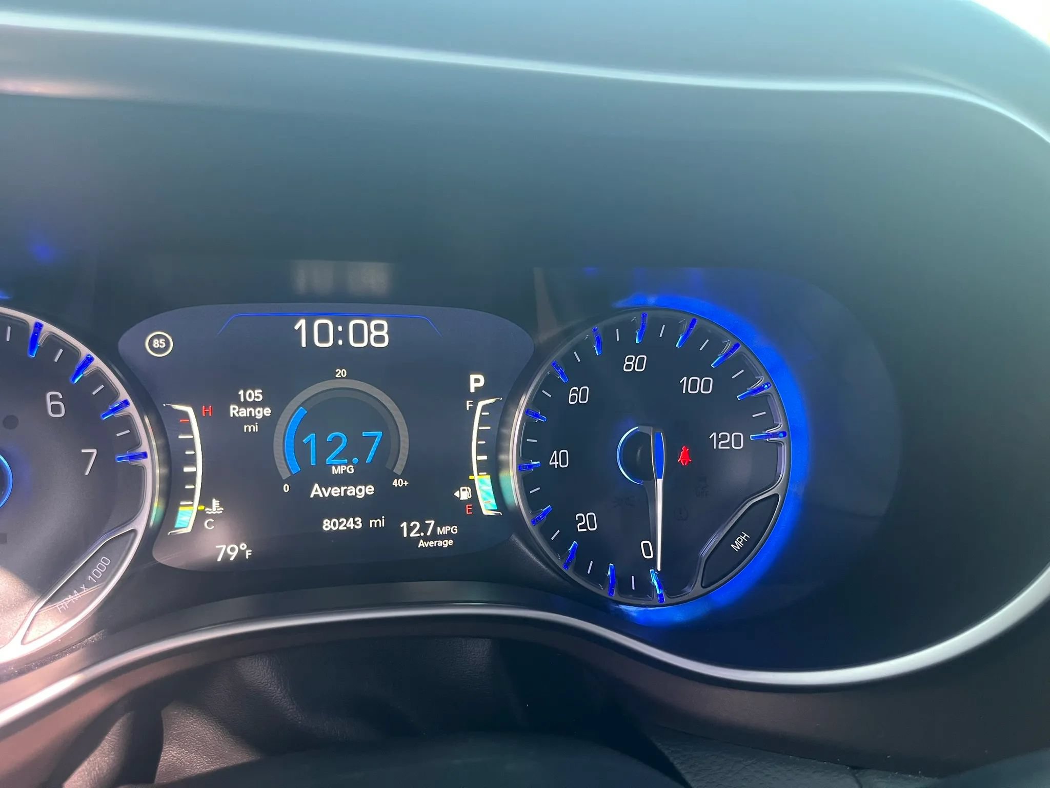 Used 2018 Chrysler Pacifica Touring-L Plus FWD image 19