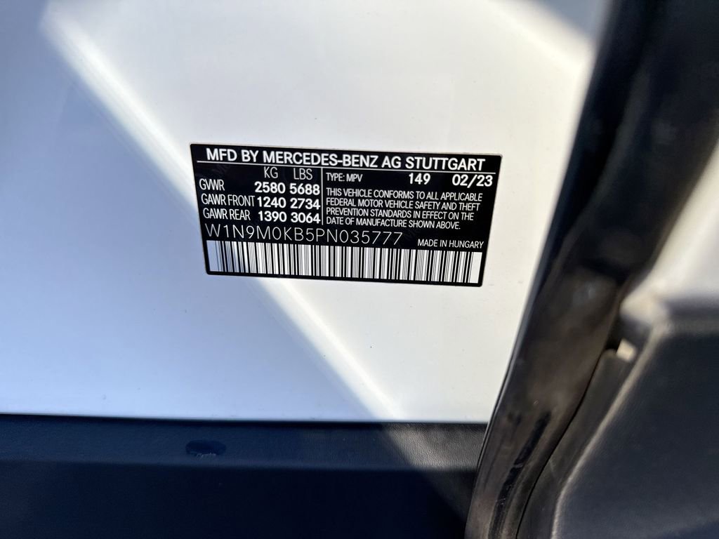Used 2023 Mercedes-Benz EQB 300 4MATIC image 26