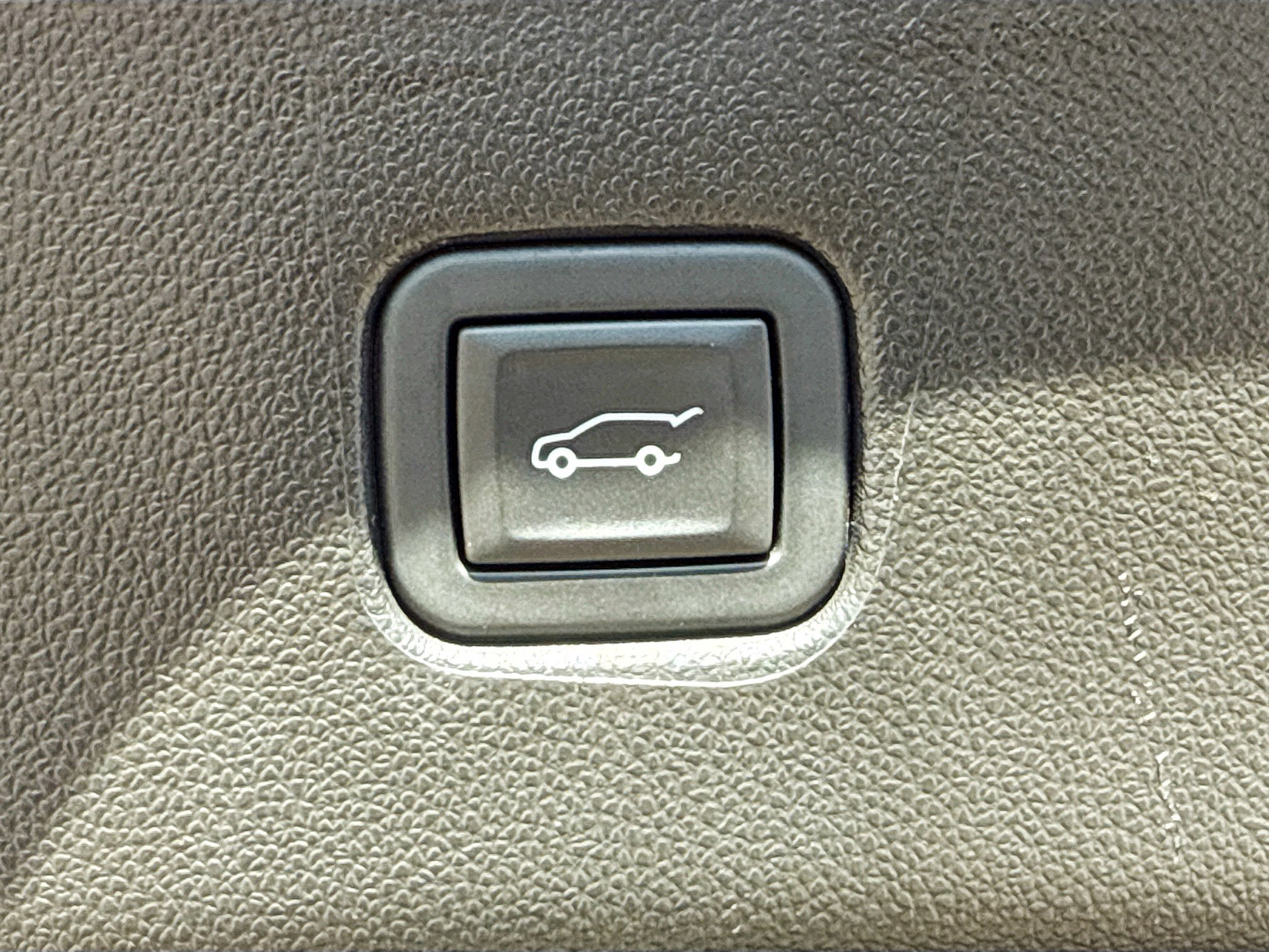 Used 2023 Chevrolet Blazer RS w/ Driver Confidence II Package image 13