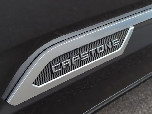 Used 2025 Toyota Sequoia Capstone image 35