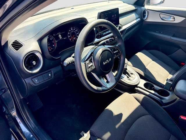 Used 2023 Kia Forte LXS FWD image 13