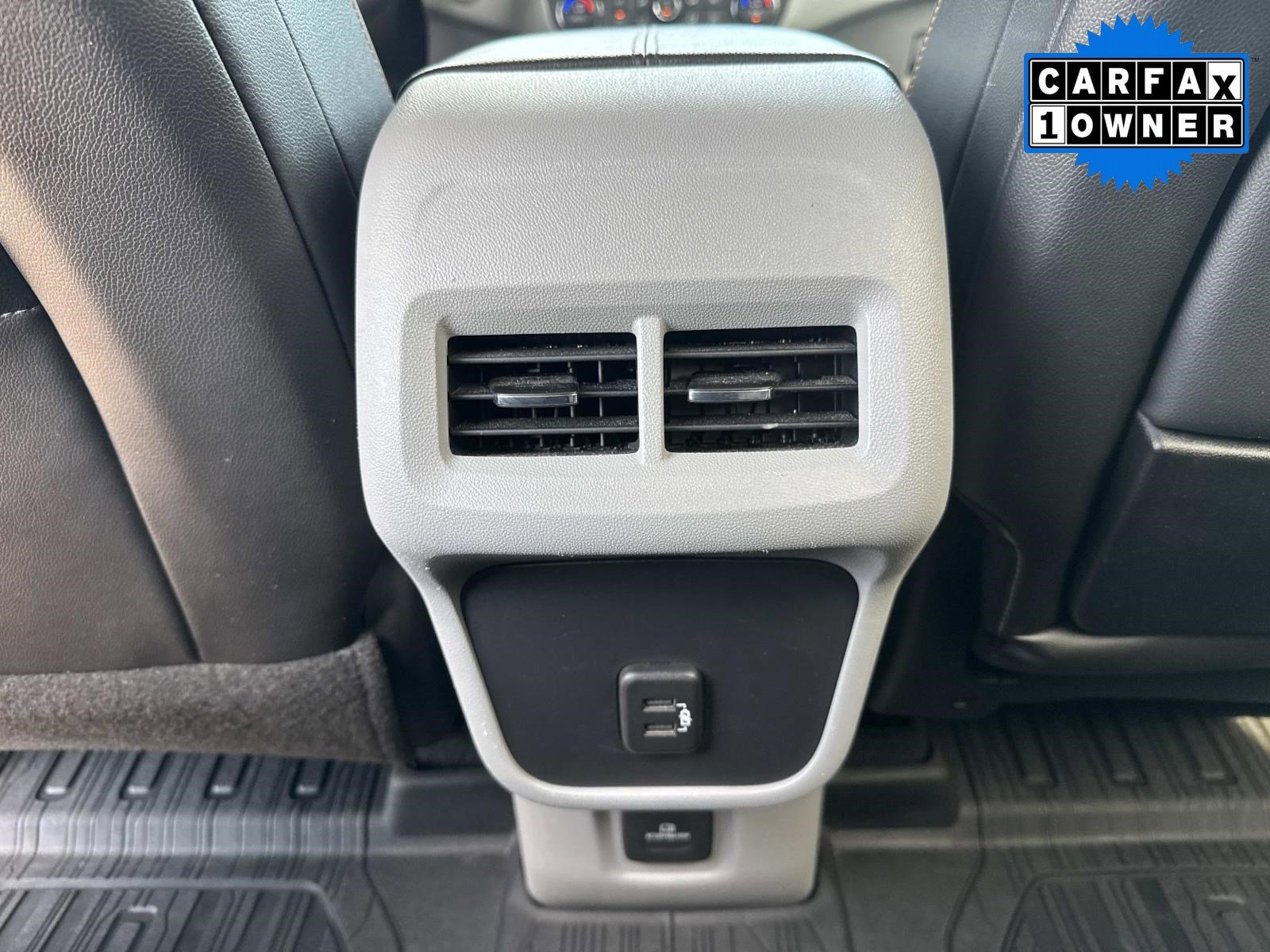 Used 2021 GMC Terrain SLT w/ Infotainment Package II FWD image 18