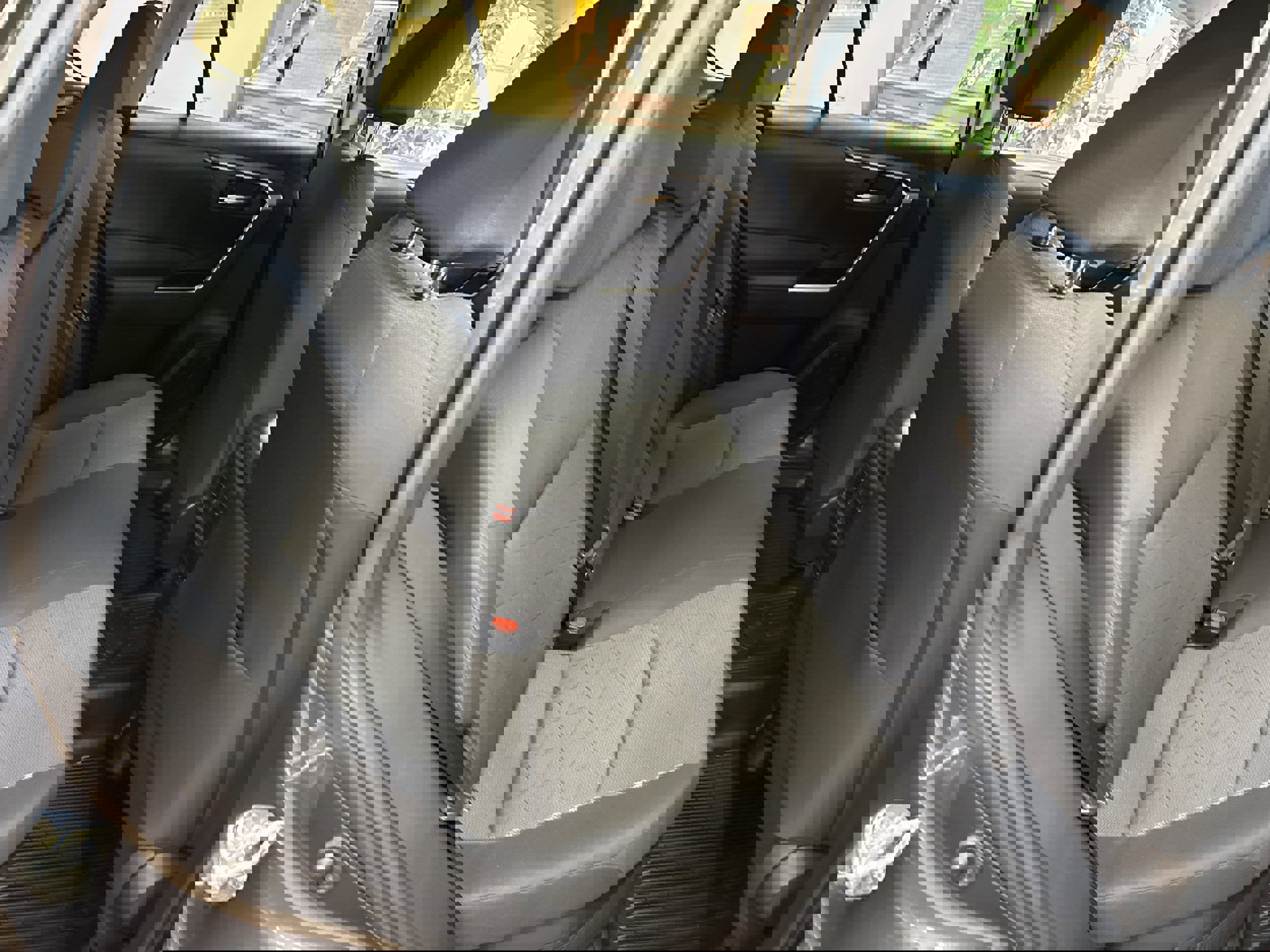 Used 2022 Toyota RAV4 XLE w/ XLE Grade Weather Package image 19