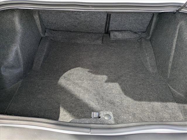 Used 2023 Dodge Challenger SXT w/ Plus Package image 6