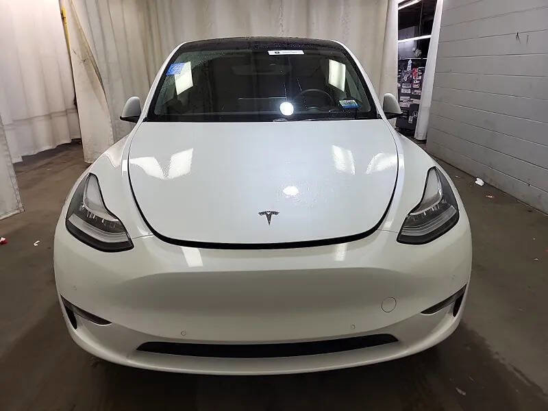 Used 2021 Tesla Model Y Long Range image 2