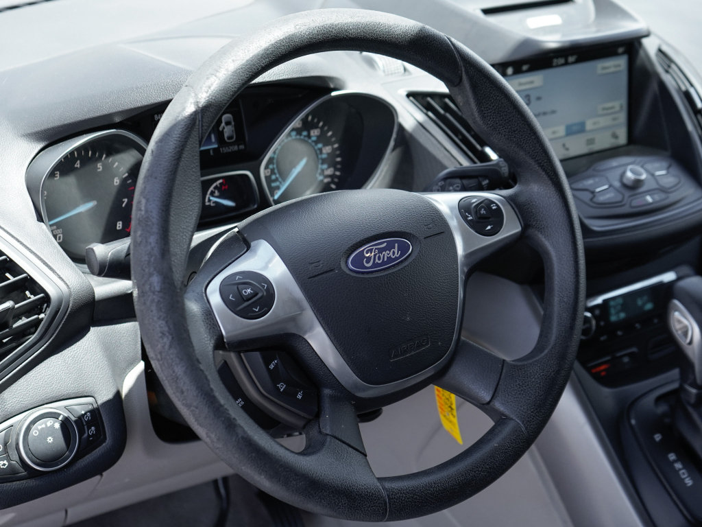 Used 2016 Ford Escape SE w/ Equipment Group 201A FWD image 17