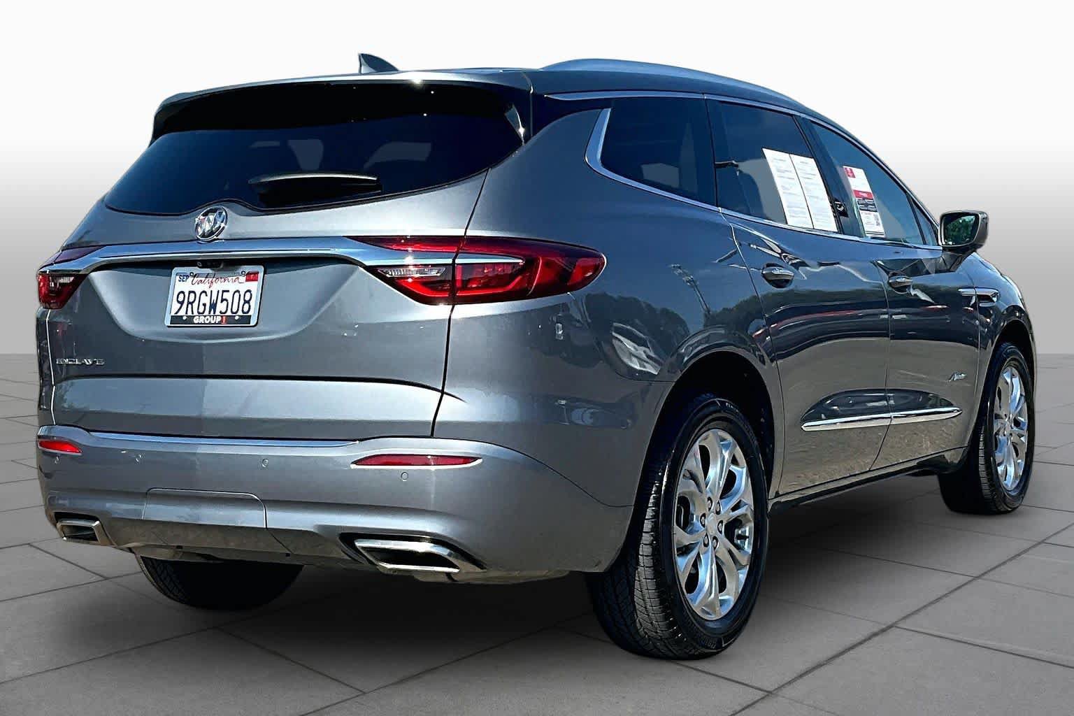 Used 2020 Buick Enclave Avenir w/ Avenir Technology Package FWD image 12