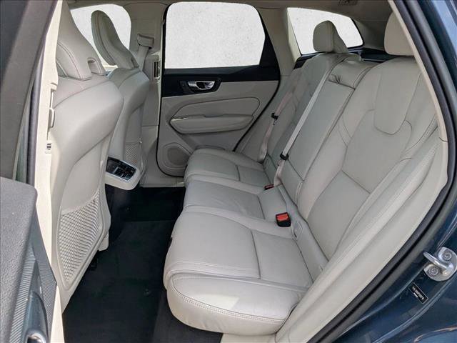 Used 2023 Volvo XC60 B5 Ultimate AWD/4WD image 18