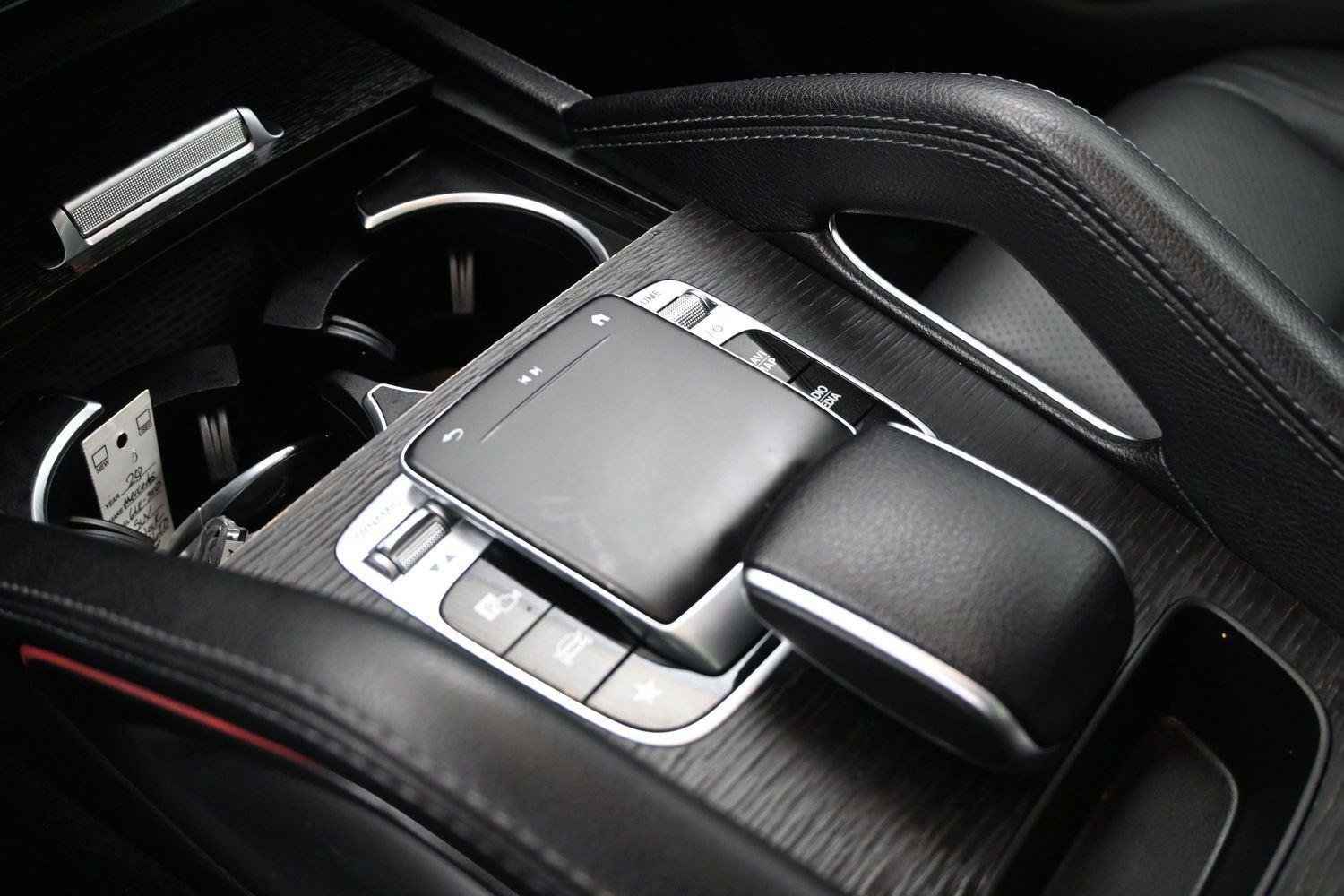 Used 2020 Mercedes-Benz GLE 350 4MATIC image 5