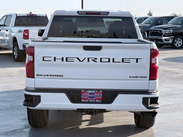 New 2026 Chevrolet Silverado 1500 Custom w/ Turbomax Blackout Package AWD/4WD image 5