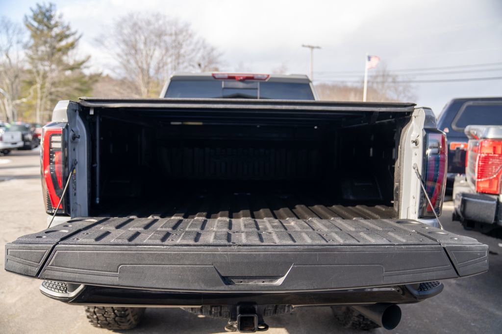 Used 2024 GMC Sierra 2500 AT4X image 7