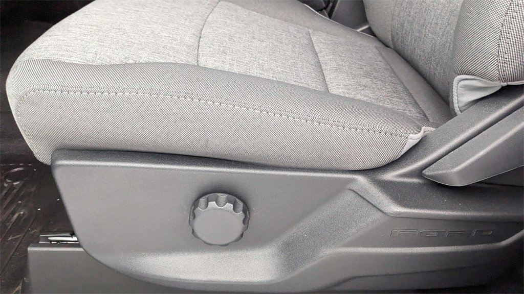 New 2026 Ford F250 XL image 28