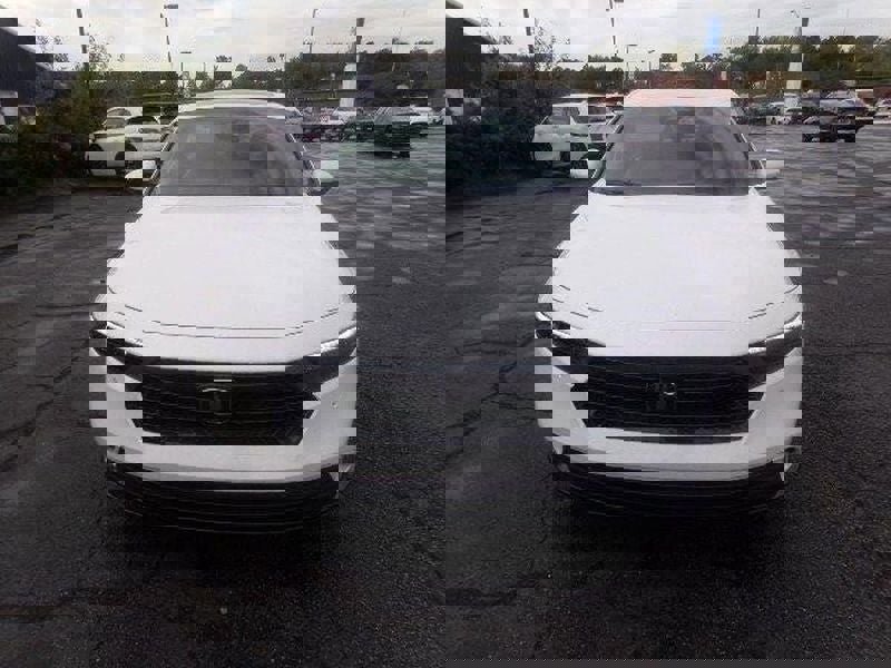 New 2025 Honda Accord EX-L image 2