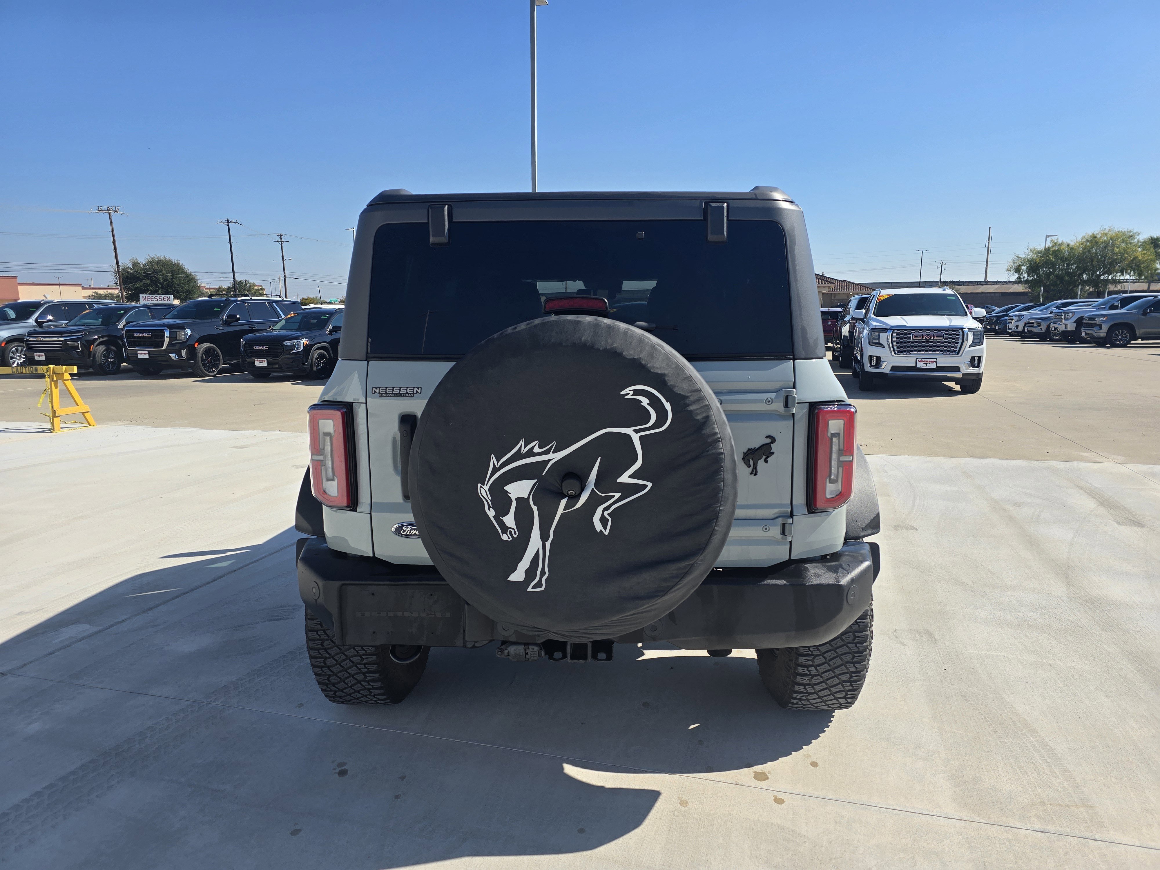 Used 2023 Ford Bronco Wildtrak image 4