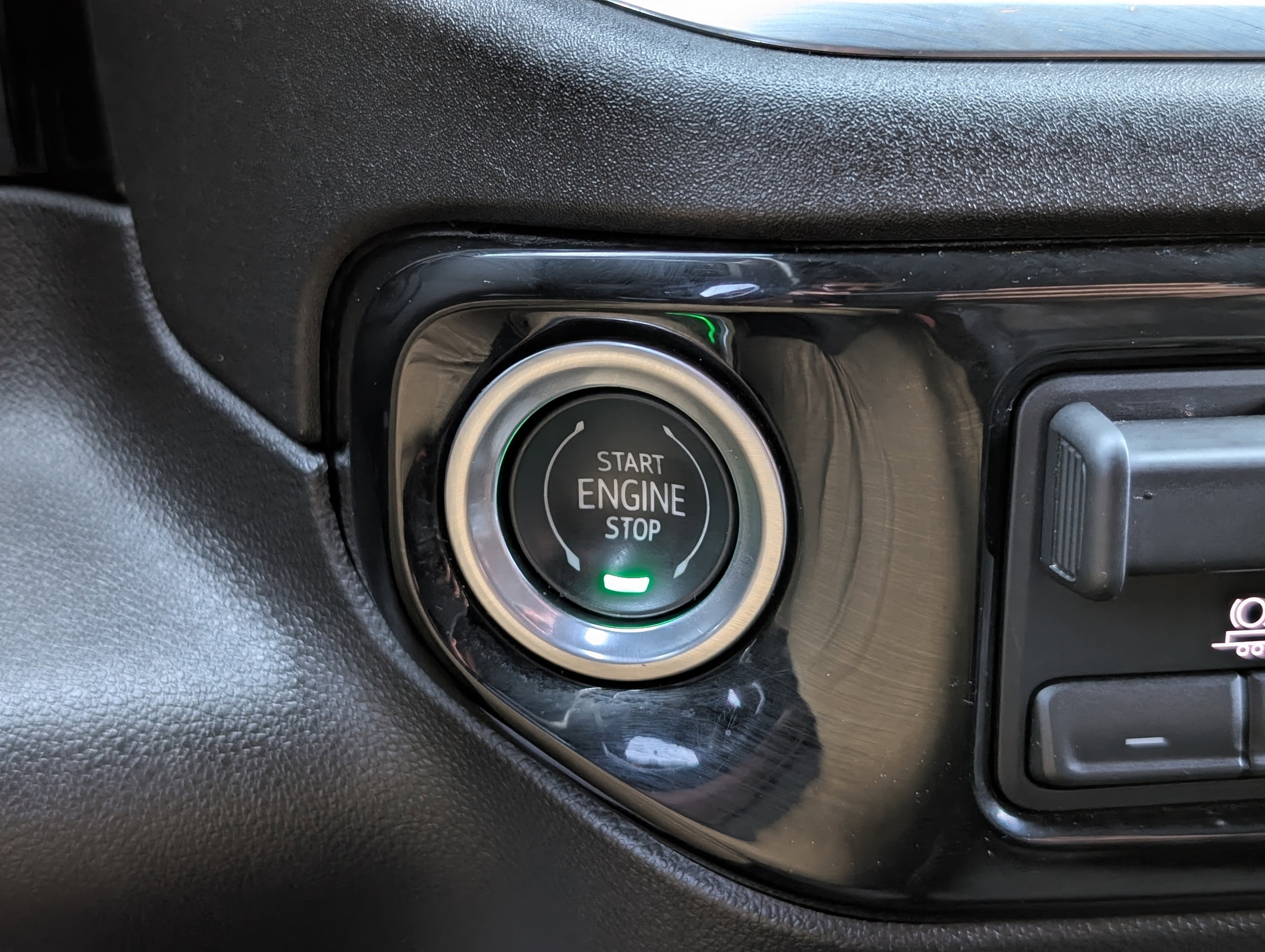 Used 2022 Chevrolet Silverado 1500 LT w/ All Star Edition Plus image 32