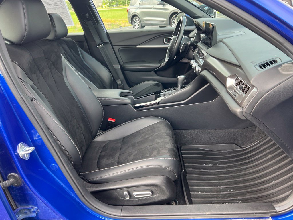 Used 2025 Acura Integra A-Spec w/ Technology Package FWD image 33