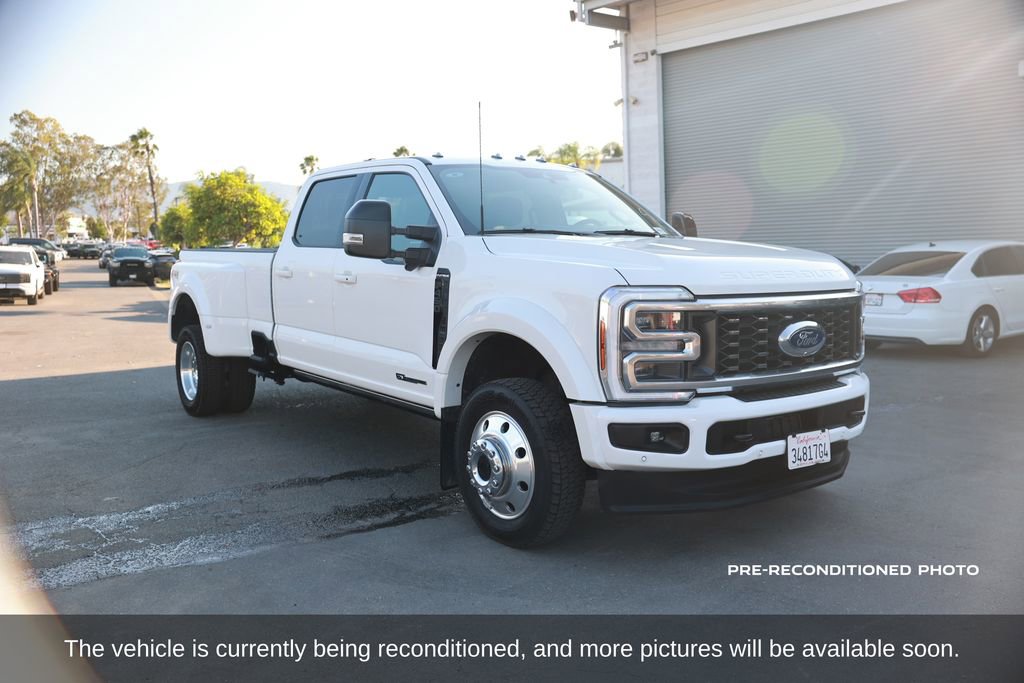 Used 2025 Ford F450 Platinum w/ FX4 Off-Road Package image 8