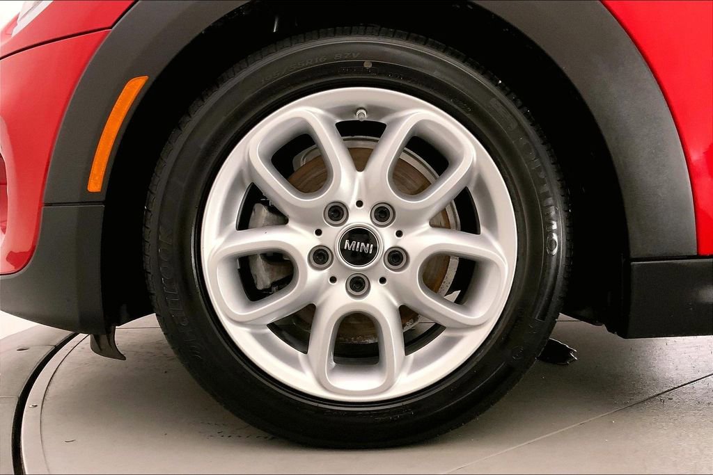 Used 2019 MINI Cooper Convertible w/ Signature Upholstery Package FWD image 8